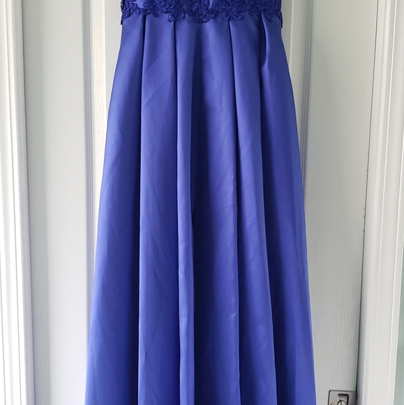 Strapless Brilliant Blue Gown - Picture 3 of 9